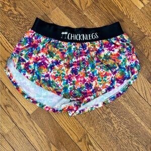 Women's Tie Dye 1.5" Split Shorts